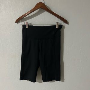 black 8' inch inseam biker shorts! worn once! great condition! Size small!